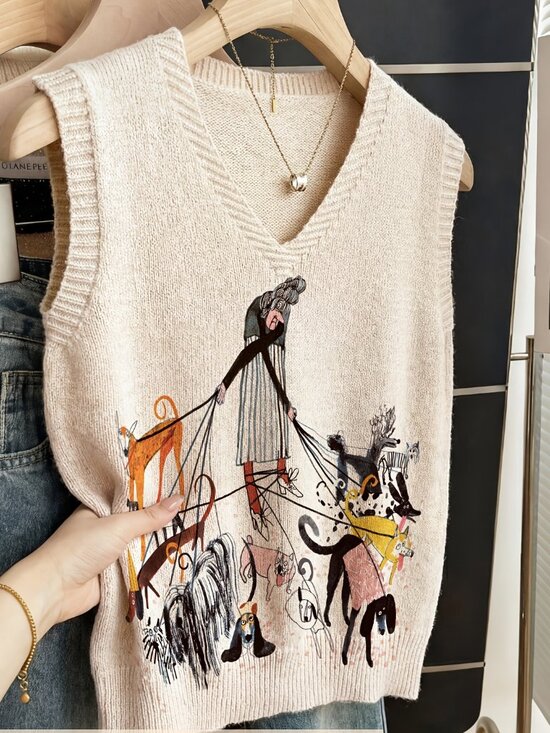 Boutique Sweaters - {NEW} Cream V-Neck Sweater Vest with Dog Print M